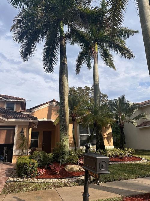1831 Mariners Ln, Weston, FL, 33327-1333 | Card Image