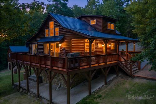 1158 Staghorn Rd, Purlear, NC, 28665-8875 | Card Image