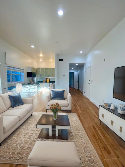 apt-5-929 Michigan Ave, Miami Beach, FL, 33139-5338 | Card Image