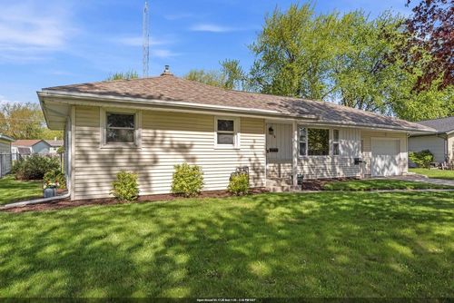 18 N St Josephs Lane, Fond Du Lac, WI, 54935 | Card Image