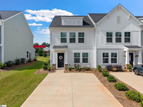 651 Blossom Run, Spartanburg, SC, 29307-2000 | Card Image