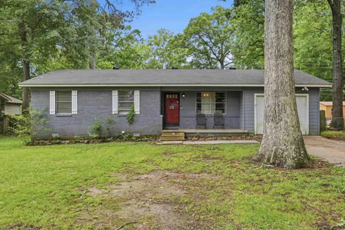 905 Stirrup Pl, Jacksonville, AR, 72076-6220 | Card Image