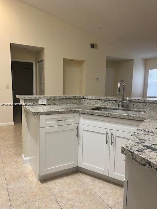 apt-918-9999 Summerbreeze Dr, Sunrise, FL, 33322-5880 | Card Image