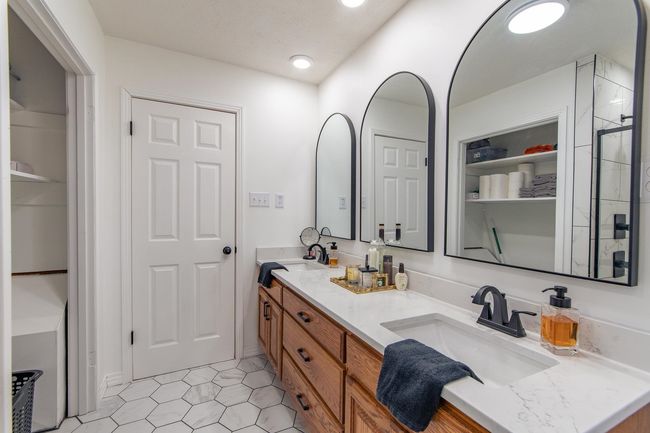 735 Streaming Water Loop, House other with 3 bedrooms, 4 bathrooms and null parking in Clifton TN | Image 29