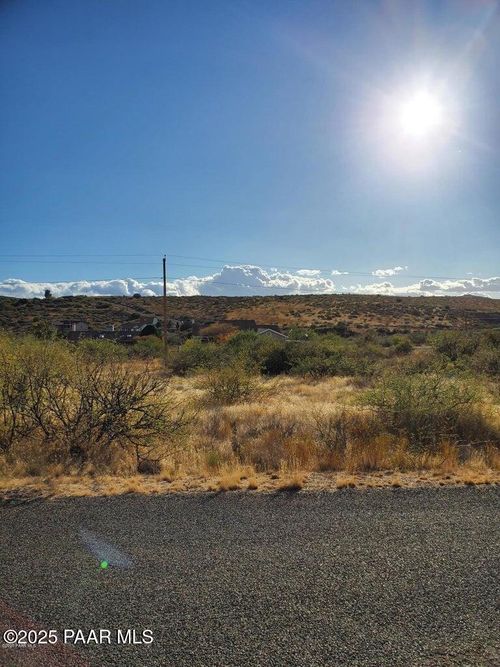 20033 E Antelope Rd, Mayer, AZ, 86333-2512 | Card Image