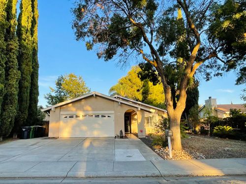 960 Joranollo Dr, Tracy, CA, 95376-4843 | Card Image