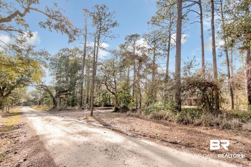 5250 Lossing Rd, Coden, AL, 36523-3739 | Card Image