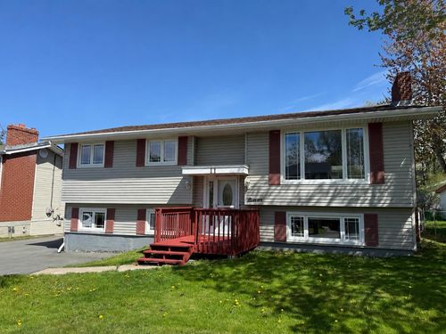 11 Langevin Dr, Lower Sackville, NS, B4C1P5 | Card Image