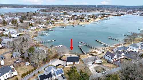 8 Pine Tree Dr, Buzzards Bay, MA, 02532-4908 | Card Image