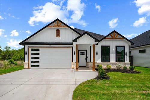 3005 Centaurus Way, Granbury, TX, 76048-5755 | Card Image