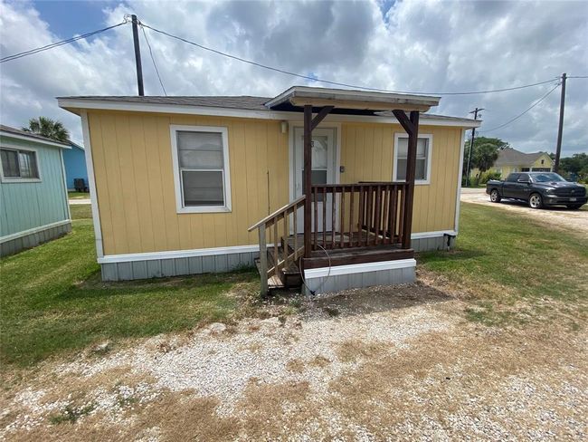 450 Matagorda St, Home with 1 bedrooms, 1 bathrooms and null parking in Matagorda TX | Image 6