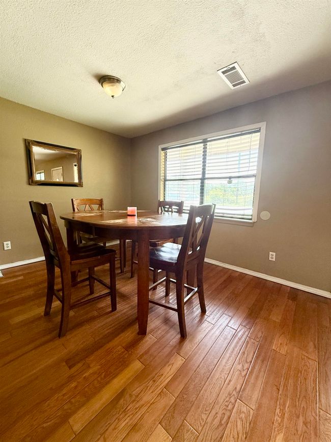 197 Osborne, House other with 3 bedrooms, 2 bathrooms and null parking in Bridge City TX | Image 4