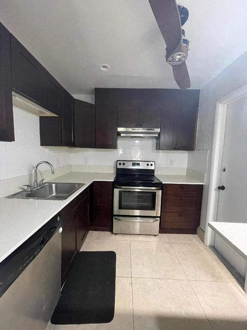 0260-608 Nw 13th St, Boca Raton, FL, 33486-2465 | Card Image