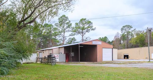 8117 Highway 63, Moss Point, MS, 39562-6018 | Card Image