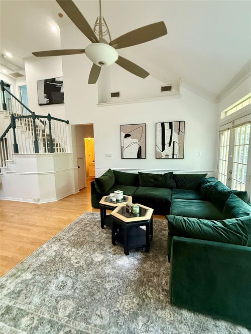 2651 Hidden Ridge Dr, Arlington, TX, 76006-4013 | Card Image