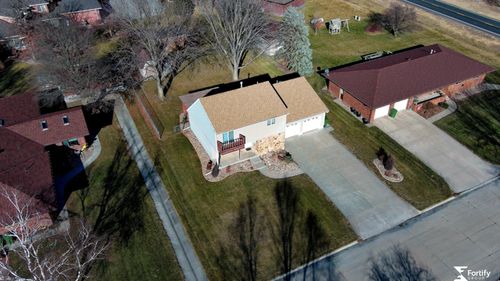 604 Swartzendruber Dr, Shickley, NE, 68436-4002 | Card Image