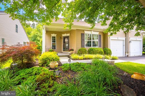 32 Buckingham Dr, PENNINGTON, NJ, 08534-5187 | Card Image