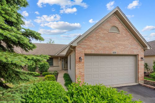 639 Hampshire Dr, Hampshire, IL, 60140-9648 | Card Image