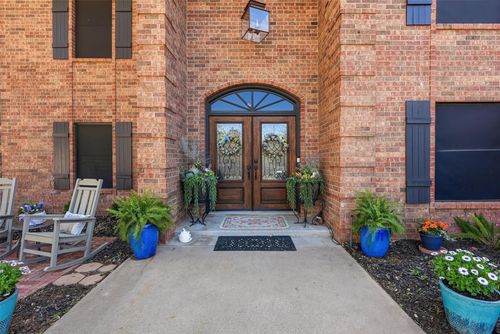 5107 Largo Dr, Granbury, TX, 76049-5190 | Card Image