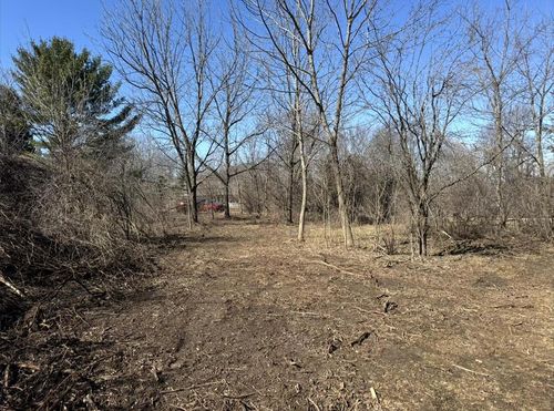 3120 S Wehr Road, New Berlin, WI, 53146 | Card Image