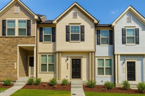 14313 Foxcroft Rd, Raleigh, NC, 27614-6646 | Card Image