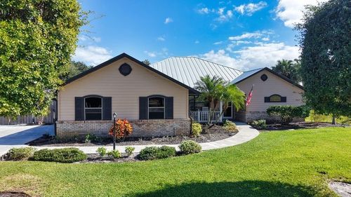 714 W Fischer Cir, Sebastian, FL, 32958-4621 | Card Image