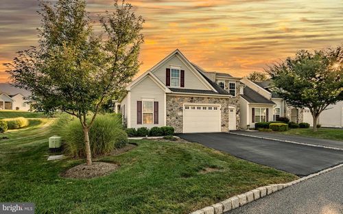 1623 Parkview Ct, GARNET VALLEY, PA, 19060-6803 | Card Image