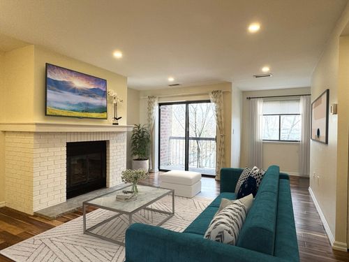 apt-315-666 Main St, Winchester, MA, 01890-1959 | Card Image