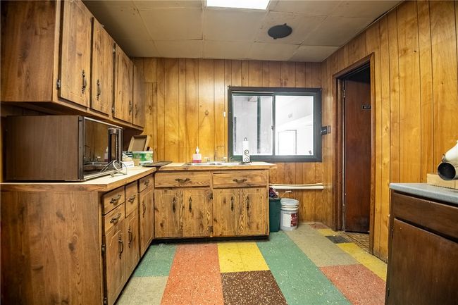 3697 E State St, Home with 0 bedrooms, 0 bathrooms and 10 parking in Hermitage PA | Image 25