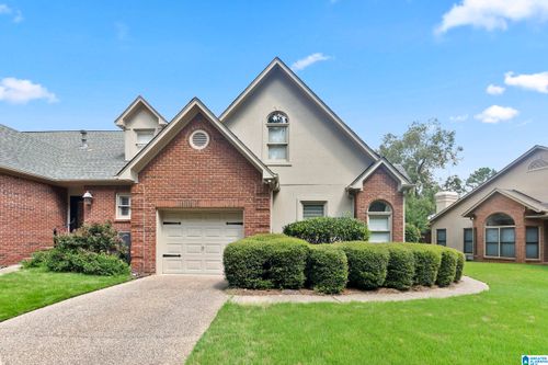 4652 Lake Valley Dr, HOOVER, AL, 35244-3278 | Card Image