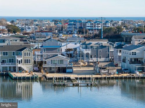 22 Manning Dr, Manahawkin, NJ, 08050-4420 | Card Image