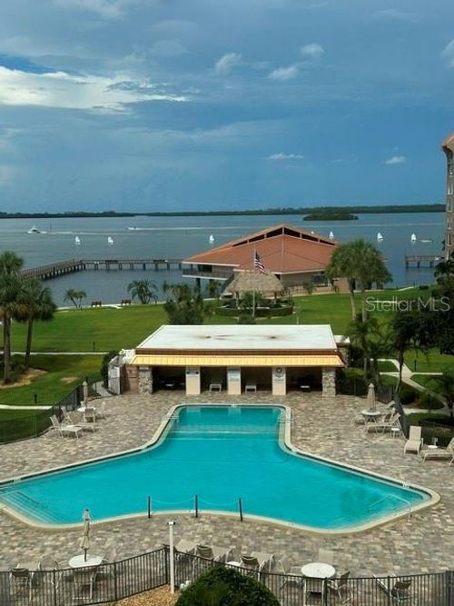 523-622 Edgewater Dr, Dunedin, FL, 34698-6924 | Card Image
