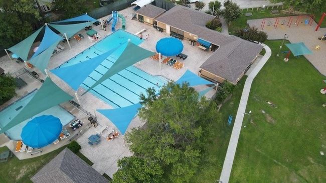 Neighborhood Pool Area | Image 30