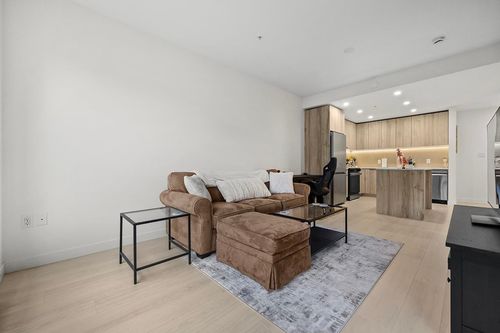 303-3596 Malsum Dr, North Vancouver, BC, V7G0B5 | Card Image