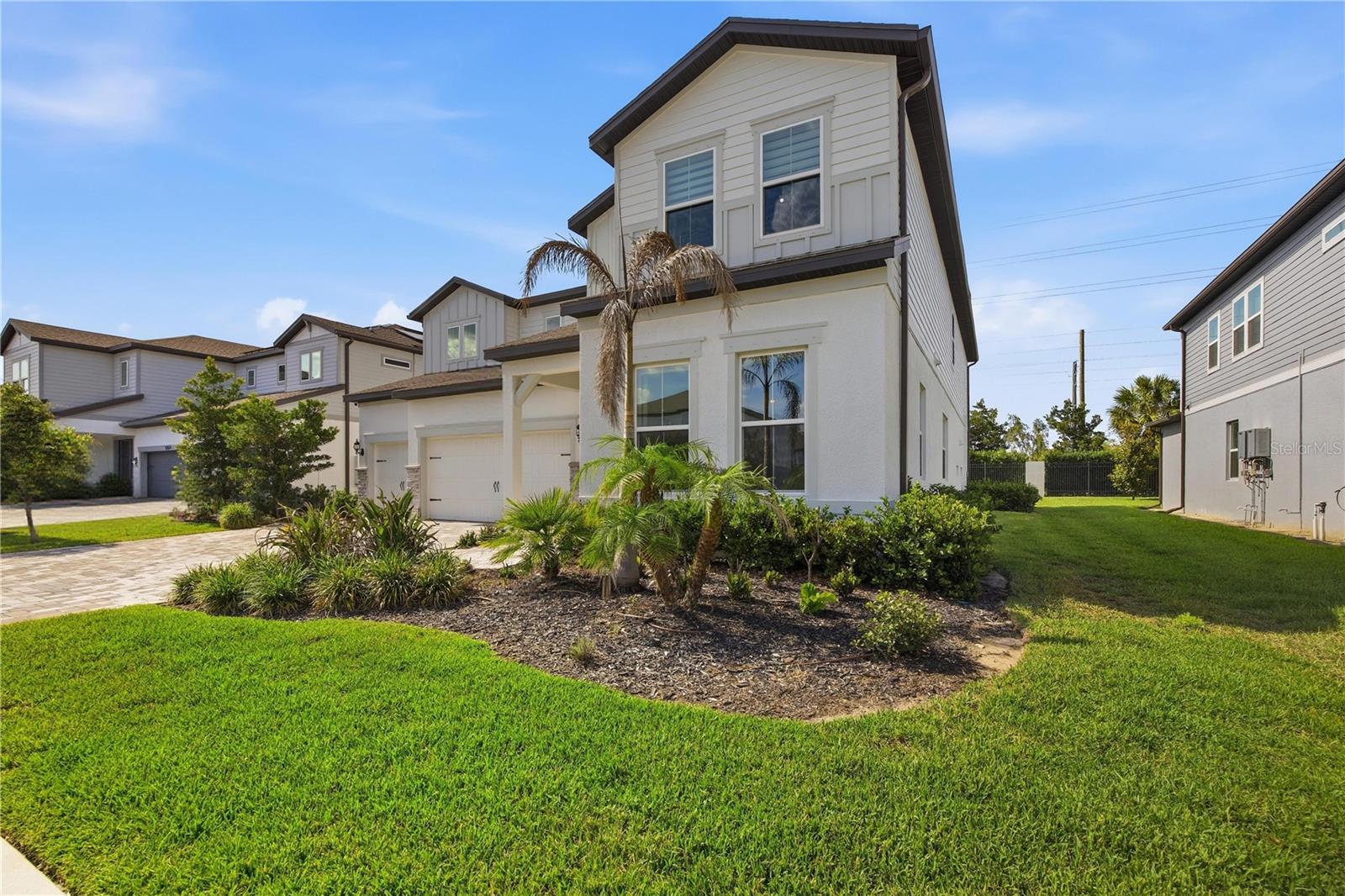 Residential in RIVERVIEW 2