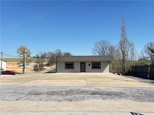 2025 Highway 7 N, Harrison, AR, 72601-8211 | Card Image