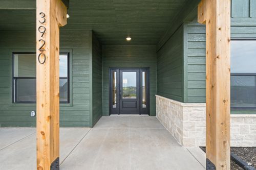 3920 Travers Cir, Manhattan, KS, 66503-3059 | Card Image