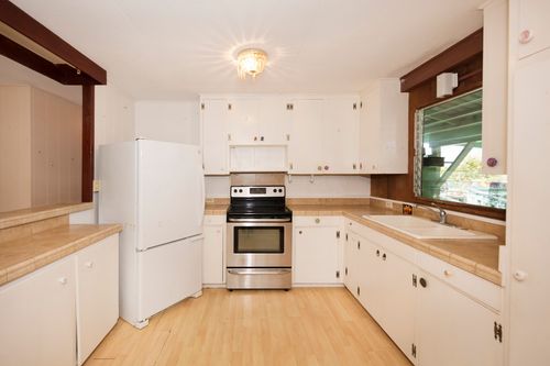 73-4216 Kiekie St, Kailua Kona, HI, 96740-8467 | Card Image