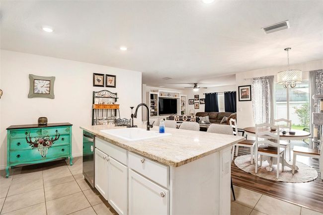 7639 Broad Pointe Dr, House other with 4 bedrooms, 2 bathrooms and null parking in ZEPHYRHILLS FL | Image 12