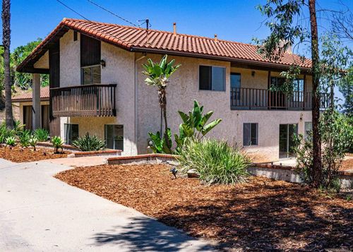 3041 Millar Ranch Rd, Spring Valley, CA, 91978-2211 | Card Image