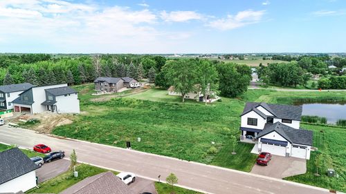 9988 14th Cir Ne, Saint Michael, MN, 55376-7569 | Card Image