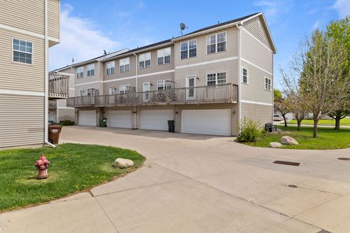 1305 S G Ave, Nevada, IA, 50201-2750 | Card Image