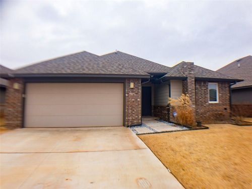 17517 Black Hawk Drive, Edmond, OK, 73012 | Card Image