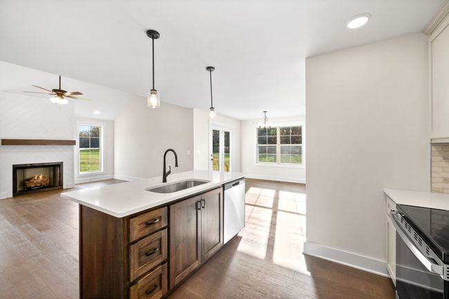 1936 Flats Rd, House other with 3 bedrooms, 2 bathrooms and 2 parking in Cunningham TN | Image 7