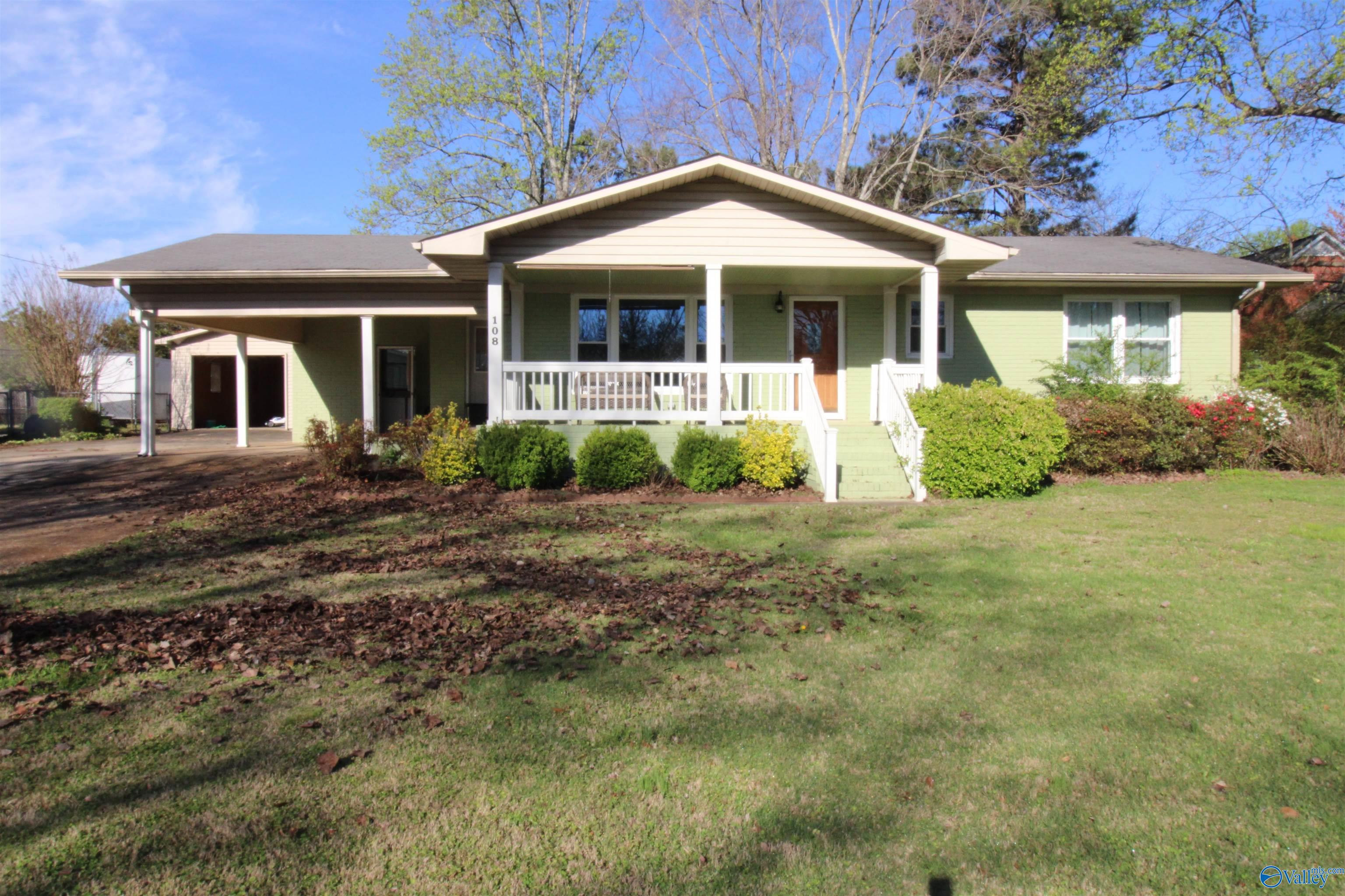 Hammons St, Athens, AL 35611