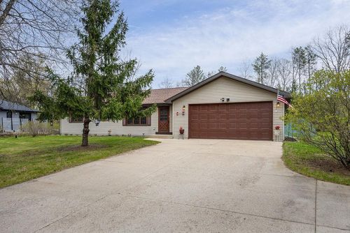 432 Duffers Trl, Nekoosa, WI, 54457-7903 | Card Image