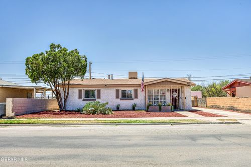 371 Medina St, El Paso, TX, 79905-5326 | Card Image