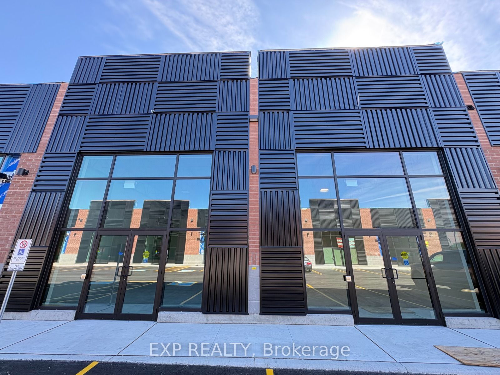 Commercial Lease in Woodstock 5