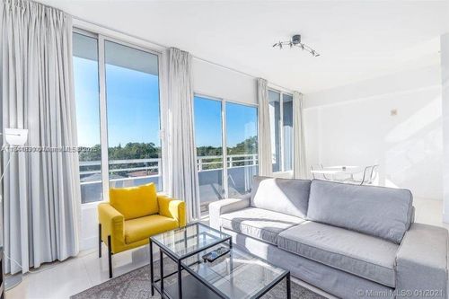 apt-407-3250 Grand Ave, Miami, FL, 33133-5034 | Card Image