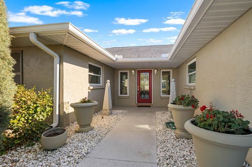 2110 W View Dr, SUN CITY CENTER, FL, 33573-5182 | Card Image